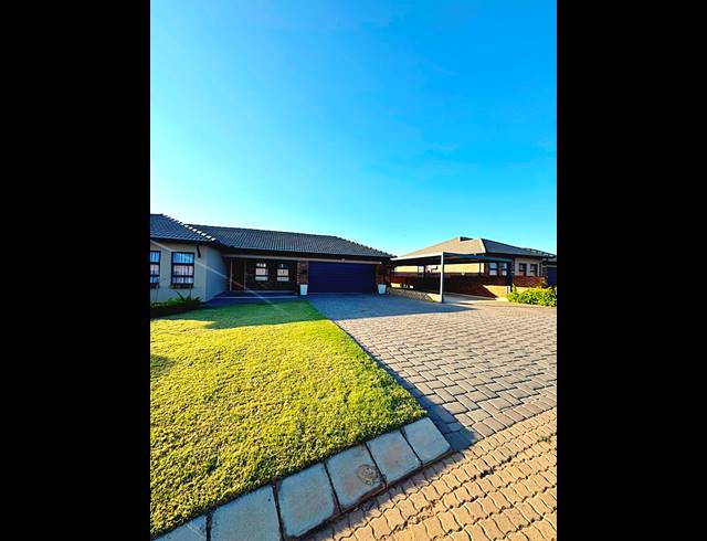 3 BEDROOM FREESTANDING FOR SALE IN DIE HEUWEL EXT 4